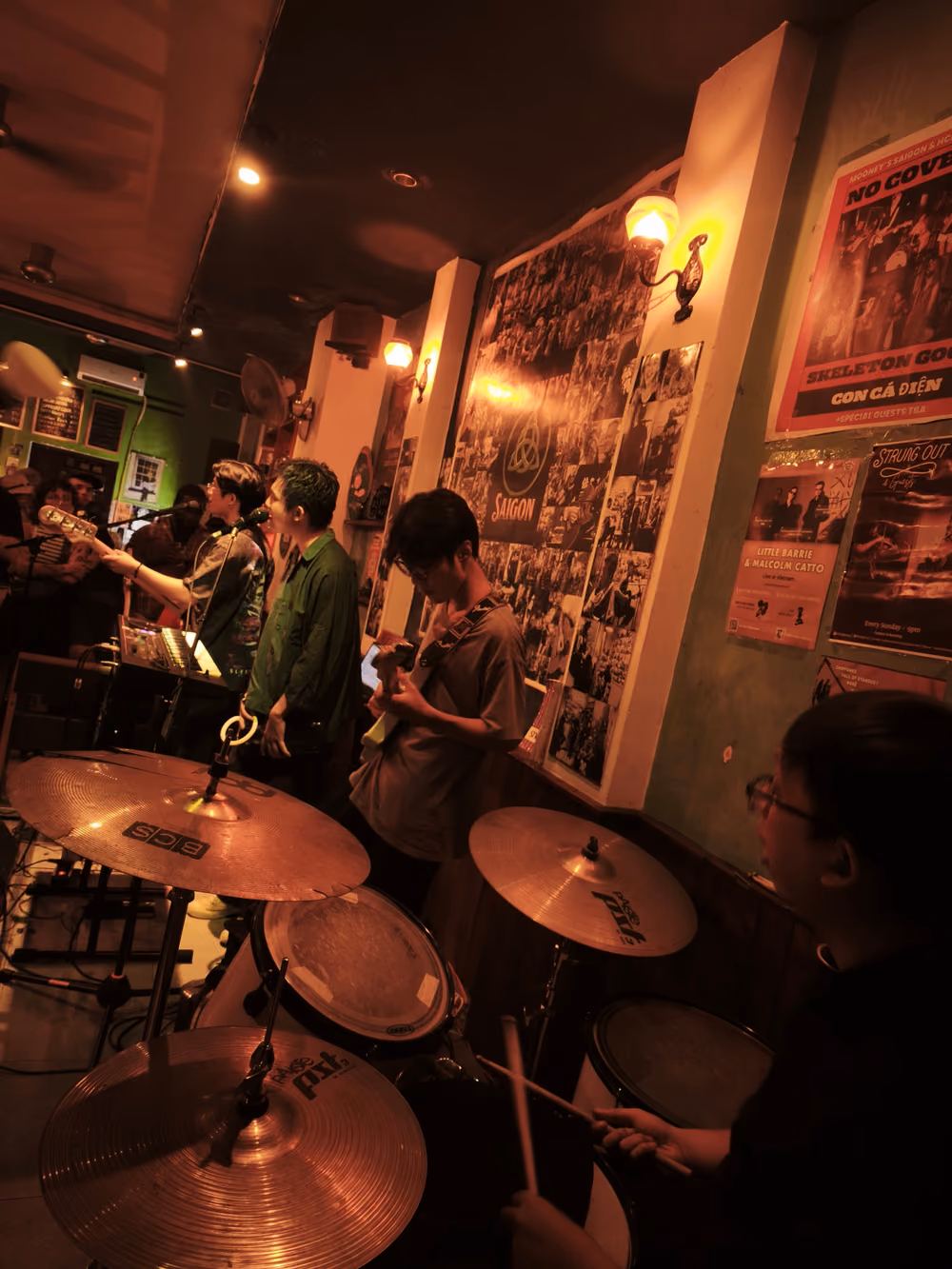 Stage Moment 01