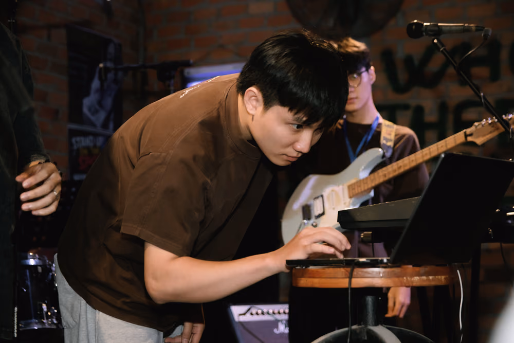 Stage Moment 13